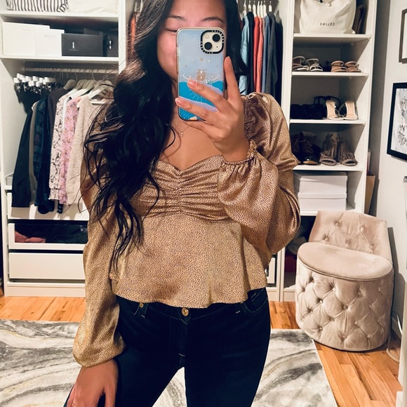 MI AMI Animal Print Satin Peplum Blouse - Picture 3 of 4